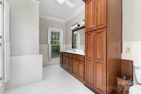 Bath - 106 E Boyd St, Maiden, NC 28650 photo 1 of 5