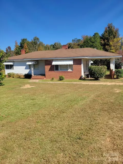 4978 Deep Creek Rd, Wadesboro, NC 28170