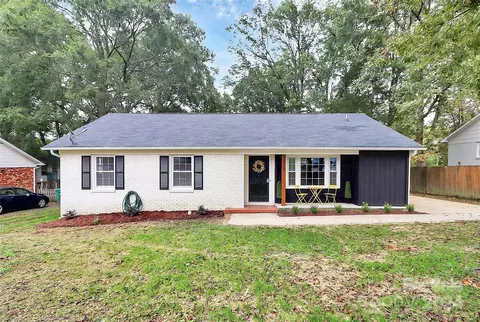 5810 Woody Grove Rd, Indian Trail, NC 28079