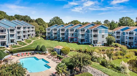 1110 Torrence 58 Cir #58, Davidson, NC 28036