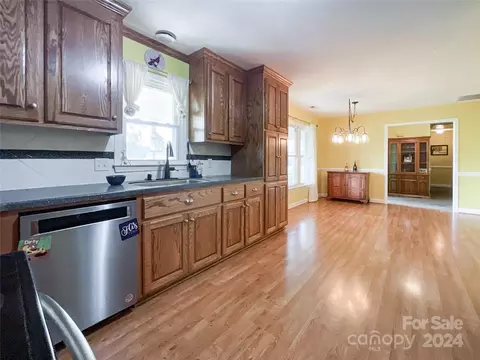 Kitchen - 4523 Belk Mill Rd, Monroe, NC 28112 photo 2 of 5