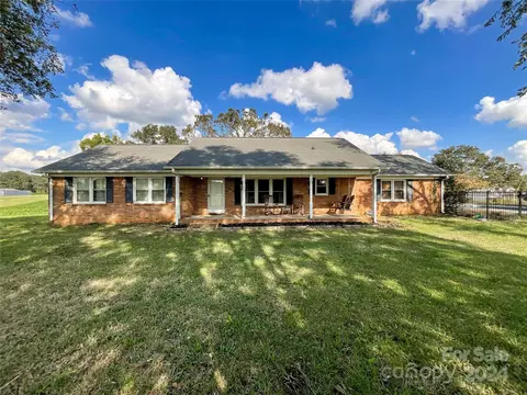 4523 Belk Mill Rd, Monroe, NC 28112