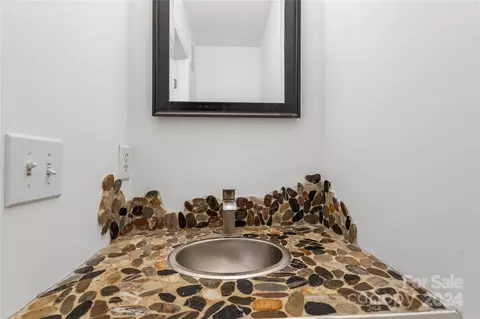 Bath - 143 Pine Valley Dr, Stanley, NC 28164 photo 1 of 4