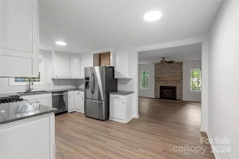 Living - 143 Pine Valley Dr, Stanley, NC 28164 photo 3 of 7