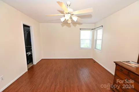 817 Gemcrest Ne Dr NE, Conover, NC 28613 photo 16