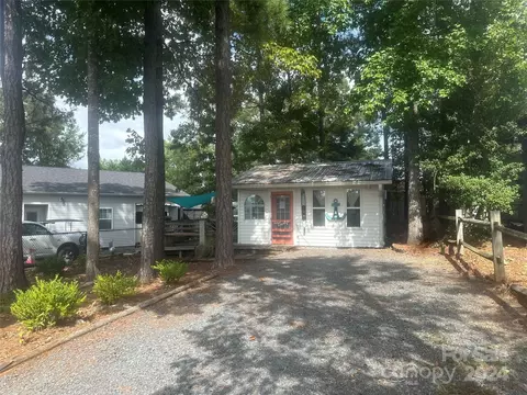 104 Overland Trl, Mount Gilead, NC 27306