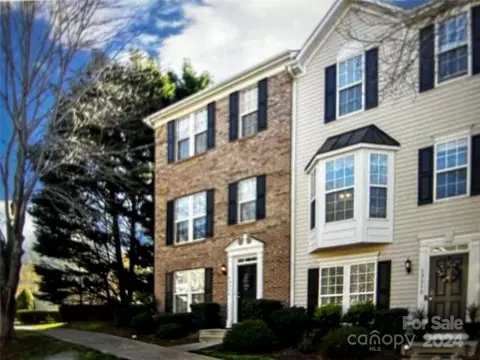 13511 Merry Chase Ln, Huntersville, NC 28078