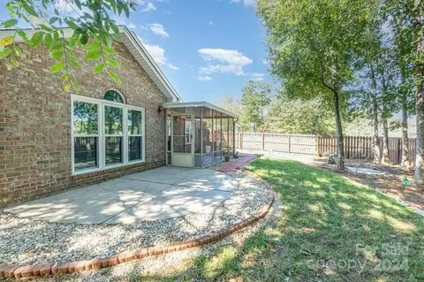 Exterior - 7583 Sedgebrook E Dr E, Stanley, NC 28164 photo 4 of 6
