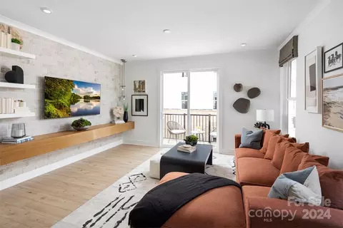417 Blairhill 12 Rd #12, Charlotte, NC 28217