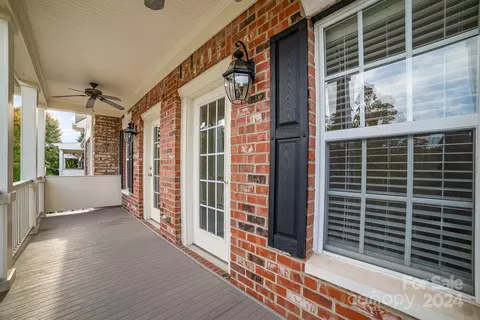 421 Ohenry Ave, Davidson, NC 28036 photo 4