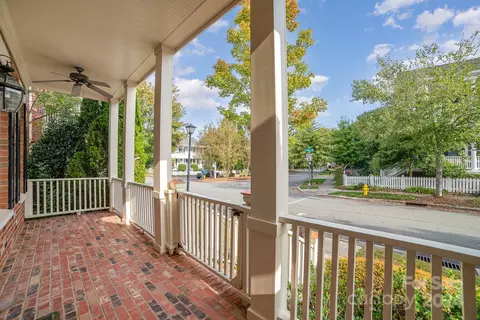 421 Ohenry Ave, Davidson, NC 28036 photo 3