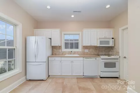 421 Ohenry Ave, Davidson, NC 28036 photo 33