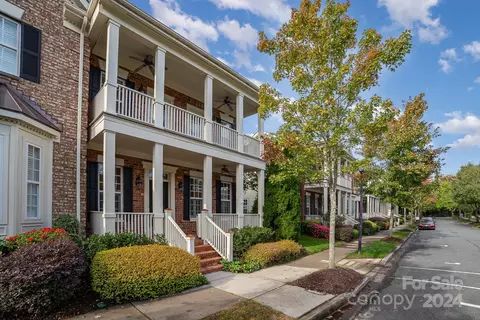 421 Ohenry Ave, Davidson, NC 28036 photo 2
