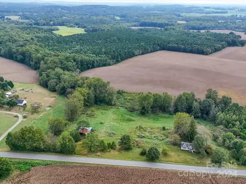 Harwood Road, New London, NC 28127