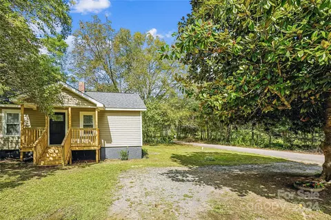 804 Sowell St, Lancaster, SC 29720 photo 4