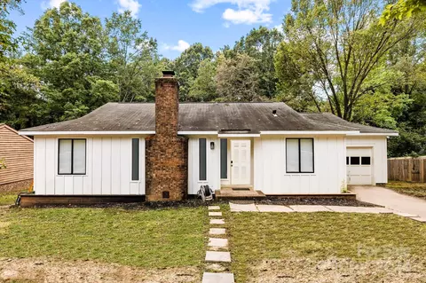 6521 Santa Cruz Trl, Charlotte, NC 28227