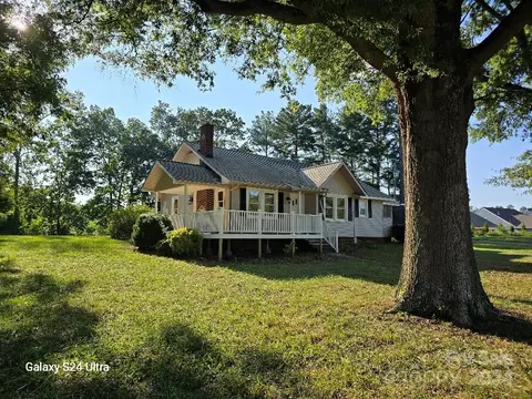 1176 Shearers Rd, Mooresville, NC 28115