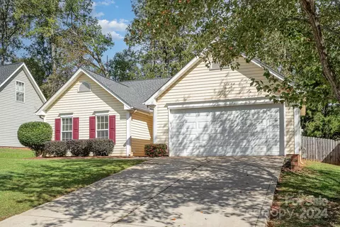 1247 Spring View Ct, Rock Hill, SC 29732