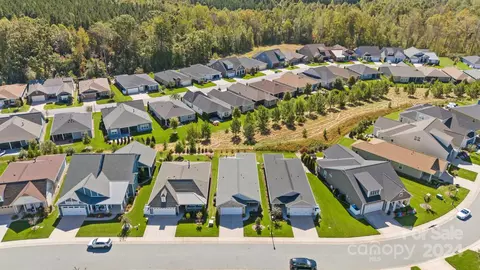 6156 Raven Rock Dr, Denver, NC 28037