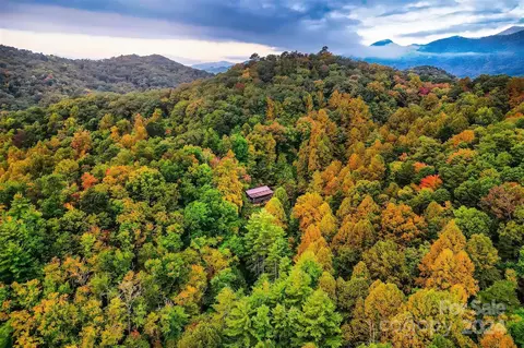 427 Stone Pile Gap Rd, Bryson City, NC 28713