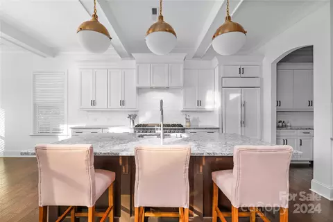 1419 N Sharon Amity Rd, Charlotte, NC 28211