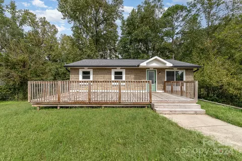 407 E Ohio Ave, Bessemer City, NC 28016