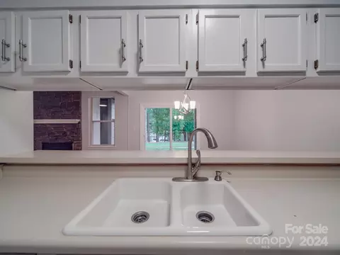 20123 Henderson B Rd #B, Cornelius, NC 28031 photo 14