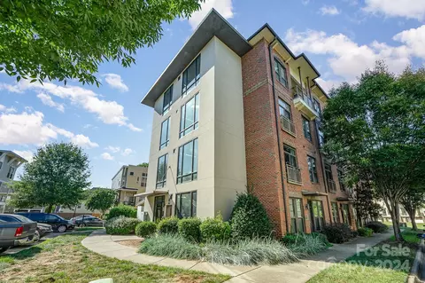 3275 Noda Blvd, Charlotte, NC 28205