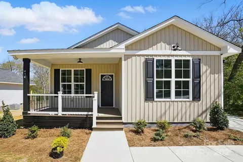 414 Clinton Ave, Lancaster, SC 29720