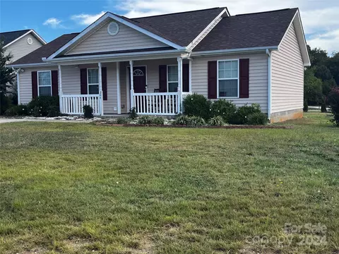 364 Soft Winds Village Dr, Rock Hill, SC 29730