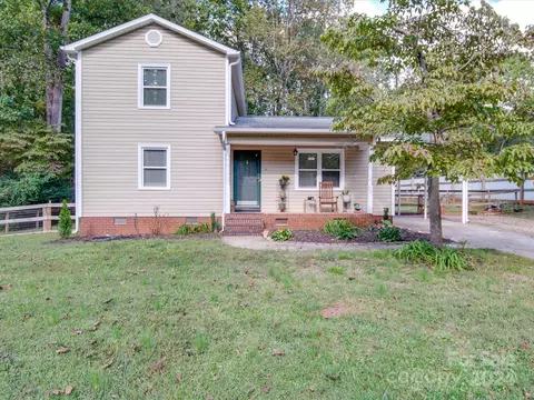 712 Amherst Ct, China Grove, NC 28023