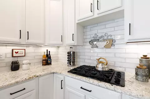 Kitchen - 710 Deerbrook Ln, Tega Cay, SC 29708 photo 3 of 6