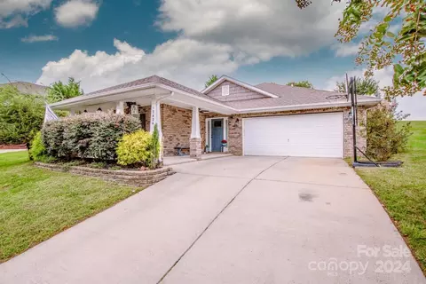 12626 Orange Sun Trl, Huntersville, NC 28078