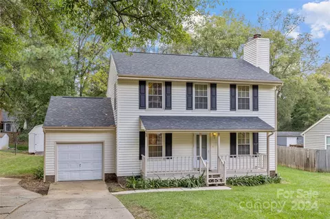 11823 Carmel Lakes Dr, Charlotte, NC 28226