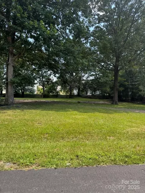 4216 Scarlet St, Matthews, NC 28104