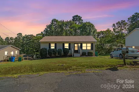 1011 Elm St, Albemarle, NC 28001