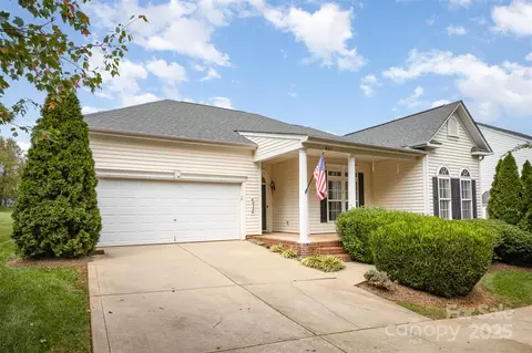 8511 Castledown Dr, Huntersville, NC 28078