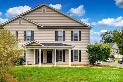 9507 Littleleaf Dr, Charlotte, NC 28215