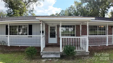Exterior - 116 Pinckney St, Chester, SC 29706 photo 1 of 2
