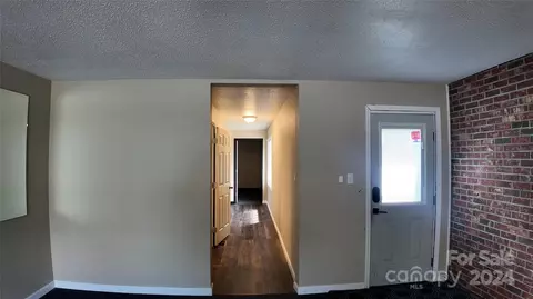 Entry Way - 116 Pinckney St, Chester, SC 29706 photo 1 of 1