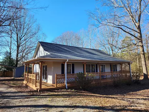 4695 Ramsey Rd, Sharon, SC 29742