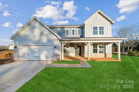 7073 Stella Pl, Stanley, NC 28164