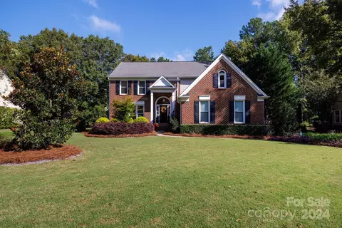 11929 Provincetowne Dr, Charlotte, NC 28277