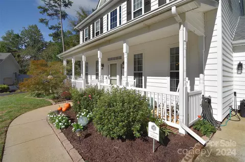 Exterior - 312 Patrick Sw Ave SW, Concord, NC 28025 photo 3 of 8
