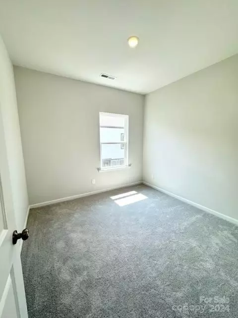Bedroom - 916 Mary Max Dr, Davidson, NC 28036 photo 4 of 5