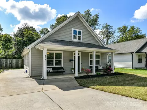 Exterior - 3900 Sofley Rd, Charlotte, NC 28206 photo 2 of 10