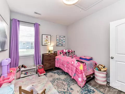 Bedroom - 3900 Sofley Rd, Charlotte, NC 28206 photo 5 of 5