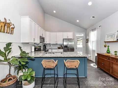 Kitchen - 3900 Sofley Rd, Charlotte, NC 28206 photo 1 of 5