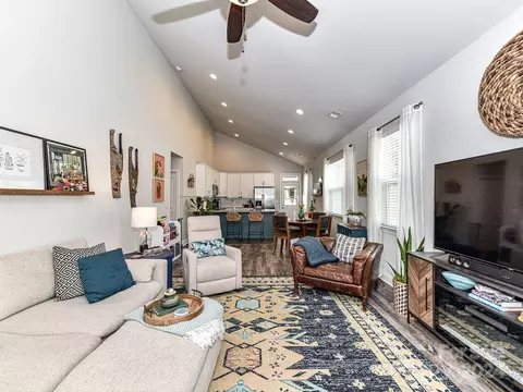 Living - 3900 Sofley Rd, Charlotte, NC 28206 photo 3 of 4