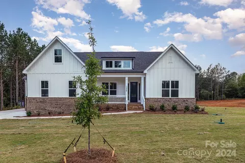 1336 Sage Pine 21 Cir #21, Clover, SC 29710